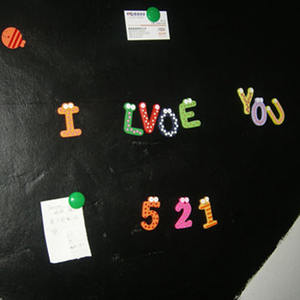 طلاء مغناطيسي-تطبيق فرشاة طلاء أكريليك مائية-سحب مغناطيسي قوي لصق الملاحظات والمذكرات والصور-آمن - Product Image 4