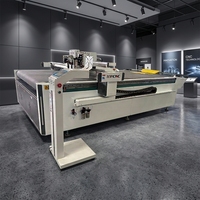 Plotter de corte digital CNC de cama plana con cuchilla oscilante para vinilo PVC, alimentador automático, superventas
