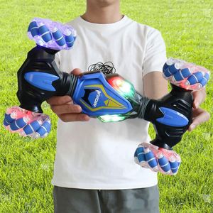 Mini Voiture Télécommandée Tout-Terrain RC Double Face 4x4 Jouet Acrobatique Torsionnelle Petite Voiture Télécommandée pour Enfants à Détection de Geste par Montre IC - Product Image 6