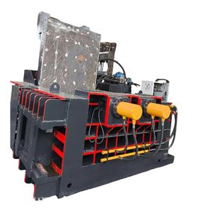 Presse à balles hydraulique de 100 tonnes pour <span class=keywords><strong>ferraille</strong></span> d'aluminium et d'acier inoxydable, copeaux de métal, avec moteur et roulement pour la briquetisation des copeaux d'acier - Product Image 4