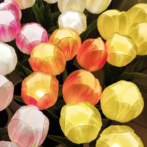 ZUN GUANG Kreative Blumen Tulpe Weiche PU-Keramik Indoor Home Desk Nachttisch LED Tisch lampe