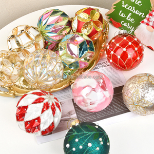 Adornos Navideños de Cristal Hechos a Mano de Alta Gama con Diseño Nuevo, Bola de Cristal para Colgar <span class=keywords><strong>en</strong></span> el Árbol de <span class=keywords><strong>Navidad</strong></span>, Adornos Navideños a Precio de Mayoreo - Product Image 6