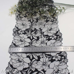 Venta al por Mayor en China, Encaje de Tul Blanco y Negro de 23 cm con <span class=keywords><strong>Bordado</strong></span> Floral Vívido, <span class=keywords><strong>Tela</strong></span> con Borde de Encaje para Vestidos de Lencería Femenina, Colores Personalizados - Product Image 2