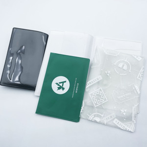 Essentials unisex-adulto impermeable transparente pasaporte cubierta plástico pasaporte Protector vinilo ID tarjeta Protector caso titular viaje - Product Image 4