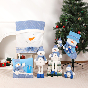 Adornos Navideños Retráctiles Hechos a Mano de Tela Ecológica para Interiores: Papá Noel, Muñeco de Nieve y Reno - Regalos de Navidad - Product Image 1