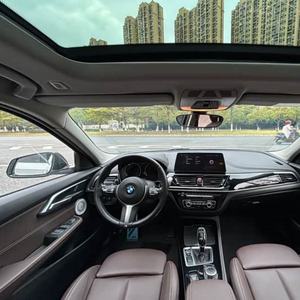 <span class=keywords><strong>BMW</strong></span> Série <span class=keywords><strong>1</strong></span> d'occasion, modèle <span class=keywords><strong>2022</strong></span>, édition <span class=keywords><strong>M</strong></span> Sport Night, turbo, cuir foncé, jantes R19, berline, essence, automatique, conduite à gauche - Product Image 6