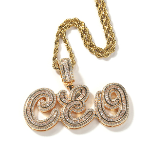Moda ghiacciata fuori Cz Baguette zircone collana <span class=keywords><strong>con</strong></span> <span class=keywords><strong>nome</strong></span> corsivo iniziale gioielli Hip Hop personalizzati <span class=keywords><strong>con</strong></span> catena di corda ghiacciata principalmente in ottone - Product Image 1