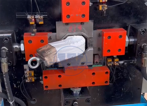 เครื่องทำรางน้ำฝนและเครื่องดัดรางน้ำฝนเหล็กอลูมิเนียม เครื่องขึ้นรูปรางน้ำฝนแบบม้วน - Product Image 5