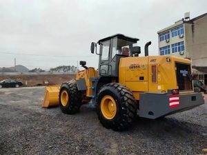 Lonking LG955 Diesel Wheel Loader Yellow Front End Loader Heavy Duty Construction Equipment - Product Image 3