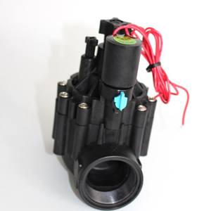 Válvula solenoide de riego automático de 1 pulgada, de plástico, tipo normalmente cerrado, con interruptor externo para sistemas de riego de jardín - Product Image 1