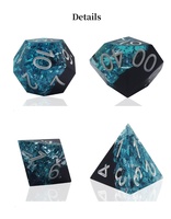 Haute qualité mdn dés personnalisé bleu noir Double couleur RPG dés mdn résine 7 pièces pour les jeux de rôle