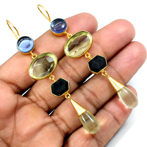 Boucles d'oreilles pendantes multi-pierres plaquées or de haute qualité, design tendance et imposant pour mariages, fêtes, fabricant en gros - Product Image 1