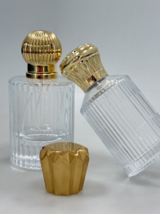 Tapa Metálica de Zamac Dorada Personalizable, Tapa Especial para Perfume con Apertura Fácil para Botellas de Vidrio FEA15, Personalización de Marca - Product Image 1