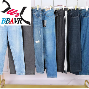 Proveedor Mayorista Gracer Modelo A17 Jeans de Verano para Hombre, Fardos de Ropa Usada Mixta, Contenedor de 45 kg - Product Image 1