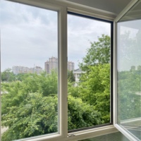 Fenêtre à battant moderne en aluminium blanc personnalisable, à rupture de pont thermique, double vitrage trempé, isolation phonique pour villa et appartement