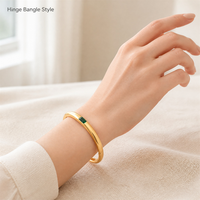 Bracelet jonc en acier inoxydable plaqué or 18 carats avec fermoir zircon émeraude, géométrique, tendance, unisexe, minimaliste, inaltérable, de luxe