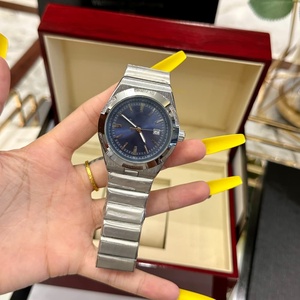 Reloj Vacherons Moderno y Elegante con Movimiento Mecánico Automático, Marcadores de Hora Luminosos, Cristal de Zafiro, Constantins - Product Image 4