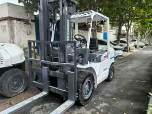 Moteur de chariot élévateur diesel TCM 5 tonnes d'occasion - Équipement de manutention de haute qualité, prêt pour l'expédition mondiale - Product Image 2