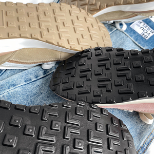 Zapatillas de Plataforma con Cordones y Suela Gruesa de Moda Unisex para Hombre y Mujer - Product Image 6