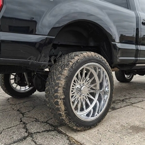Rines Forjados Agresivos con Offset -44 -51 -76 -101 mm, 24x14 26x16 28x16, Borde Profundo, Cromados, para Camionetas y SUVs Elevados - Product Image 2