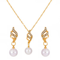 Ensembles de colliers et boucles d'oreilles en perles, bijoux de luxe, torche en diamant, nouveau Design, vente en gros, 2022