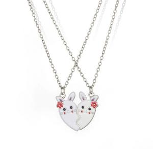 Çok Satan İyi Arkadaşlar 2'li Set Kolye Şık Alaşımlı Manyetik Kalp Şeklinde Kolye Çift ve En İyi Arkadaş Seti Hediye - Product Image 6