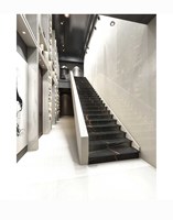 Sahara Noir Carreaux de Marbre Noir Poli avec Veines d'Or Blanc Grande Dalle pour Salle à Manger Salle de Bain Cuisine Extérieur et Escaliers