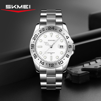 Montre Homme SKMEI 9415 Boîtier en Alliage Bracelet Acier Inoxydable 20mm Cadran 44mm Résistance à l'Eau 3 ATM Mouvement Quartz Style Rétro Boîte Tendance