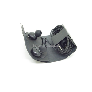 Venta al por mayor Auriculares en el oído Auriculares con micrófono remoto para <span class=keywords><strong>Samsung</strong></span> <span class=keywords><strong>S10</strong></span> <span class=keywords><strong>AKG</strong></span> 3,5mm Jack Auricular con embalaje - Product Image 3