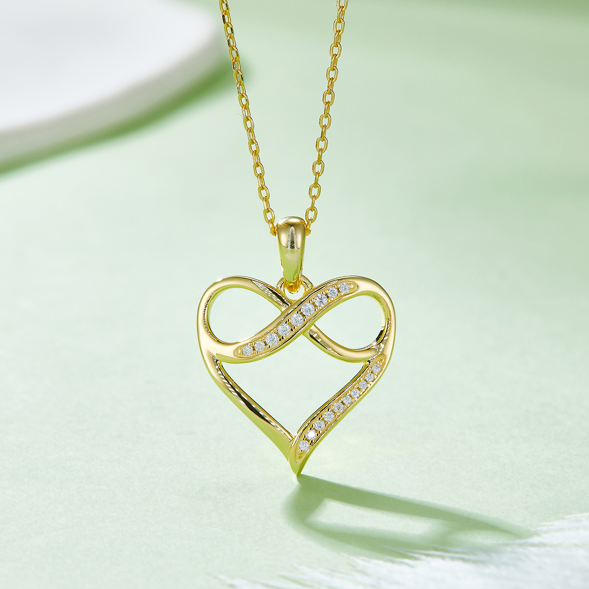 สีเหลือง