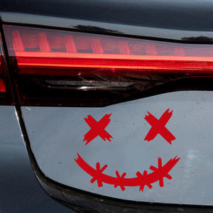 <span class=keywords><strong>Autocollant</strong></span> de <span class=keywords><strong>casque</strong></span> de <span class=keywords><strong>moto</strong></span> créatif et amusant, visage souriant, <span class=keywords><strong>autocollant</strong></span> pour vitre arrière de voiture, modification personnalisée - Product Image 3