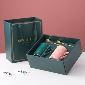 2021 nouveautés Offre Spéciale <span class=keywords><strong>mr</strong></span> et mme tasses tasse à café cadeau ensemble pour couple, mariage - Product Image 2