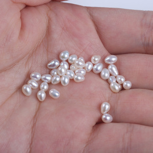 ไข่มุกจูจี้ธรรมชาติ รูปทรงข้าว 3*4 มม. ไข่มุก AK สีขาวและสีชมพู แบบเม็ด ไม่มีรู สำหรับทำสร้อยคอ DIY - Product Image 3