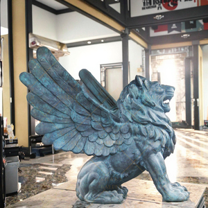 Statua di Leone Alato in Bronzo Decorativa per Giardino Esterno su Misura - Product Image 1