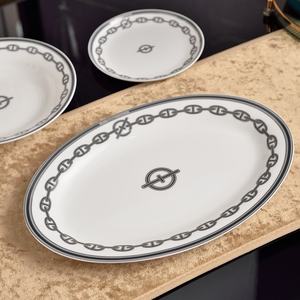 Juego de Vajilla de Porcelana Fina de Alta Gama, 32 Piezas, Diseño de Cadena Azul, Estilo Europeo, Apto para Lavavajillas, Regalo para Mudanza - Product Image 4