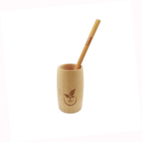 Service de vaisselle contemporain et spacieux Joye pour la maison, 100 % organique, recyclé, biodégradable, résistant au lave-vaisselle, réutilisable, comprenant des tasses à bière et des soucoupes