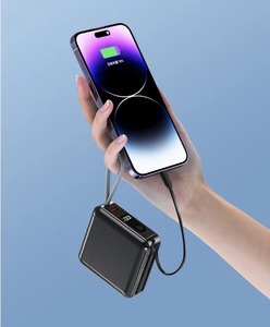 Nuovo Caricabatterie Multifunzione 4-in-1 2026, Power Bank 10000mAh <span class=keywords><strong>con</strong></span> Cavo Integrato, Spina AC, <span class=keywords><strong>Batteria</strong></span> Li-Polimero, Alimentatore Portatile - Product Image 6