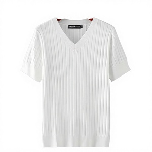 เสื้อยืดผ้าโพลีเอสเตอร์ถักทรงสลิมฟิตสำหรับผู้ชายเสื้อลำลองคอวีสีทึบระบายอากาศได้ดี - Product Image 3