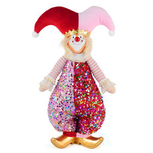 ของตกแต่งบ้านงานฝีมือประณีตใหม่ปี 2026 ของขวัญคริสต์มาส ตุ๊กตาโจ๊กเกอร์ผ้าพลัฌสีแดง ของสะสมวันวาเลนไทน์ ประดับเลื่อมลายตัวตลก - Product Image 1