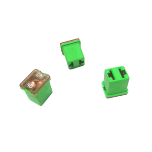 Fusible cuadrado de coche directo de fábrica pie corto Mini caja de inserción pieza de <span class=keywords><strong>seguro</strong></span> inserto de pieza de <span class=keywords><strong>seguro</strong></span> de camión - Product Image 4