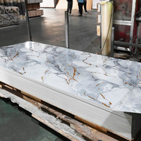 Panneau mural en PVC 3D effet marbre 1220*2440 3mm, motif riche, estampage à chaud, panneau décoratif UV pour la décoration de la maison, de l'hôtel, du KTV