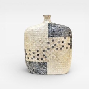 Jarrón de mesa hecho a mano con nácar, soporte decorativo para flores, artesanía de mosaico de conchas de Vietnam - Product Image 1