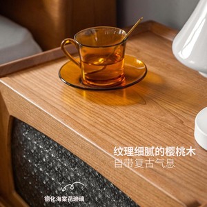 Table de chevet en bois massif, armoire de rangement vintage en bois de cerisier, meuble de chambre à coucher de style mi-siècle, tiroir avec étagère - Product Image 4