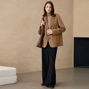 Casaco Feminino de Cashmere Dupla Face com Gola <span class=keywords><strong>Blazer</strong></span> Estilo Inglês Abotoamento Simples - Modelo Petite - Direto da Fábrica - Product Image 3