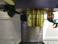 Mesin CNC poros tunggal harga bersaing alat otomatis Pusat mesin sistem pengubah GSK sistem kontrol BT40 spindel lancip