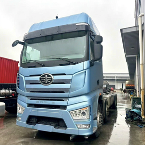 Camion de fret FAW J7 6X2, le roi des nouveaux véhicules, avec technologie de pointe, performances exceptionnelles et qualité haut de gamme - Product Image 1