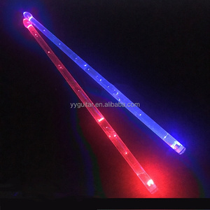 Venta al por mayor de nuevos materiales de polímero de plástico palo de tambor colorido Stock brillante en la oscuridad luminoso 5A LED fluorescente baqueta - Product Image 5