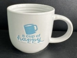 Mug à café en céramique HARVIT classique avec motif en relief « Une tasse de bonheur », portable/réutilisable - Product Image 4