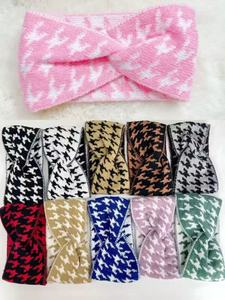 Retro Houndstooth Hnitted Yarn <strong>Headband</strong> With Wide EdgesSporty Autumn Winter <strong>Headband</strong> <strong>Black</strong> <strong>White</strong> <strong>Headband</strong> for Women - Product Image 1