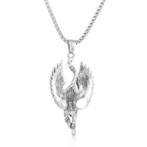 Colgante de acero inoxidable con diseño de diosa egipcia antigua con alas, collar de moda unisex, joyería 12074 - Product Image 2